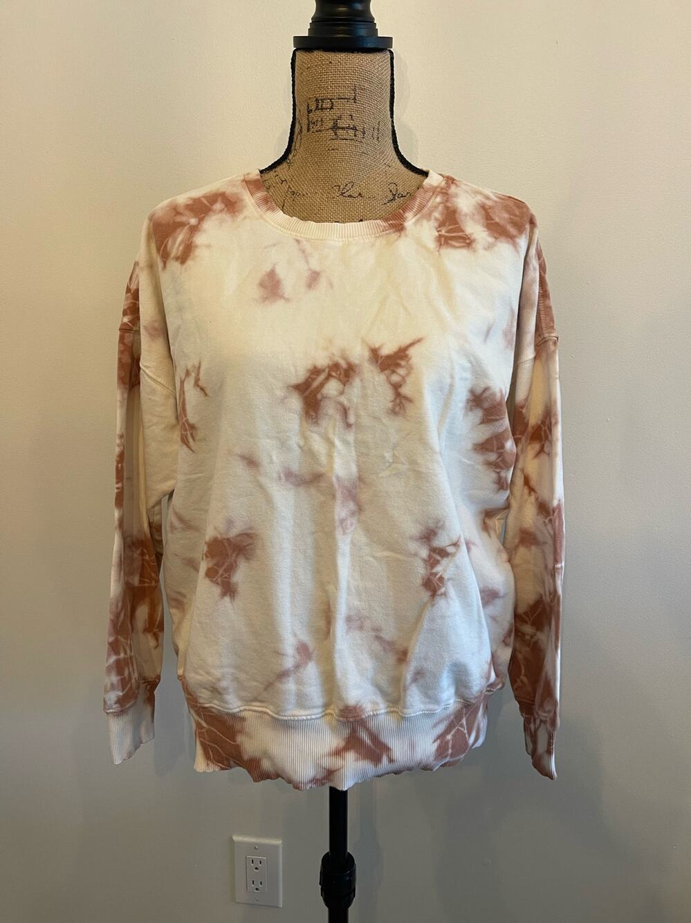 Ar-33 Womens Pullover Sweatshirt White & Pink Tie Dye Long Sleeve Size Medium